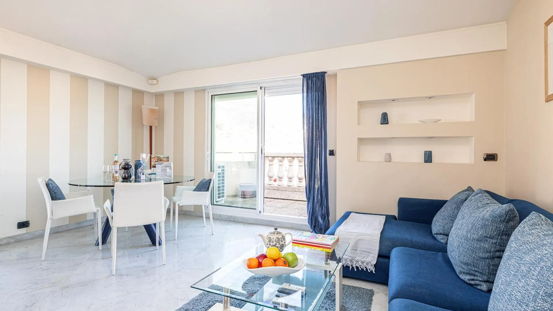 Victoria Bergamote Attic - Happy Rentals Menton Appartement