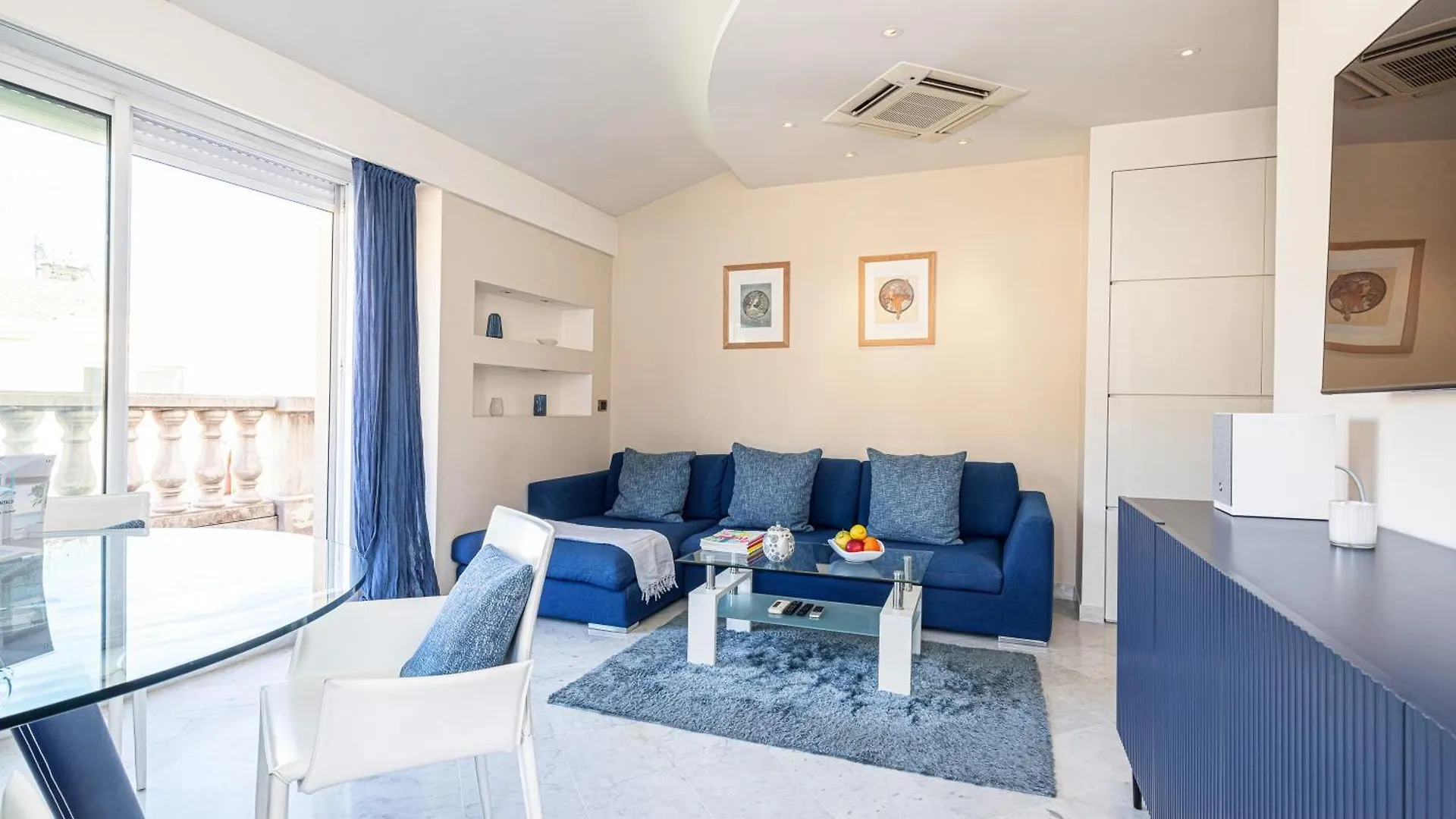 Appartement Victoria Bergamote Attic - Happy Rentals Menton France