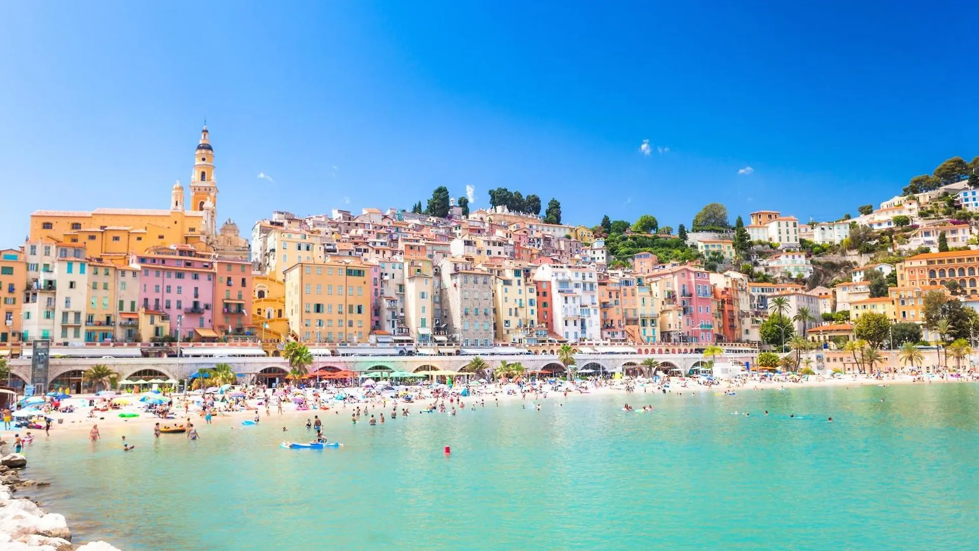 Victoria Bergamote Attic - Happy Rentals Menton France