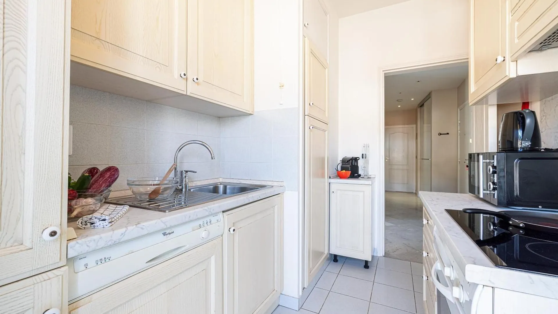 Appartement Victoria Bergamote Attic - Happy Rentals Menton